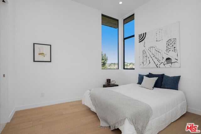3949 N Glenalbyn Drive, Los Angeles, CA 90065 — photo 27 of 34