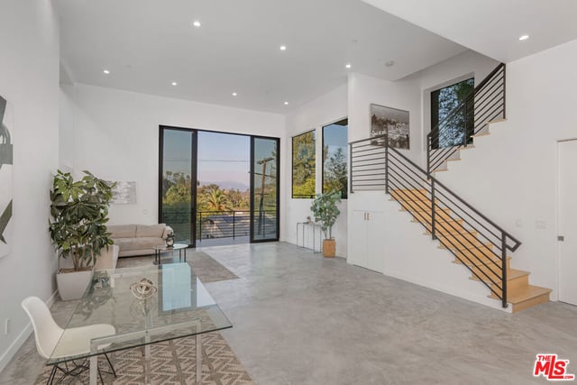 3949 N Glenalbyn Drive, Los Angeles, CA 90065 — photo 9 of 34