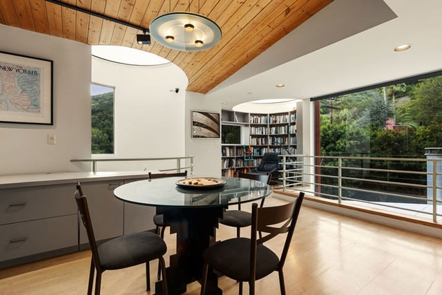 13044 Sky Valley Road, Los Angeles, CA 90049 — photo 15 of 29