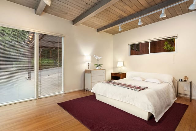 13044 Sky Valley Road, Los Angeles, CA 90049 — photo 23 of 29