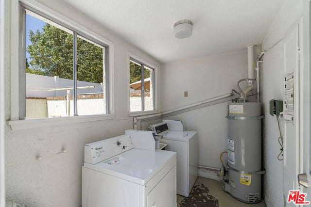 15222 1/2 Dickens Street, Los Angeles, CA 91403 — photo 49 of 53