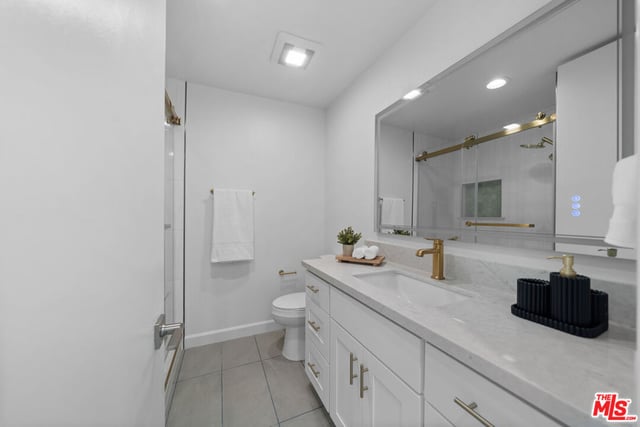 4477 Wilshire Boulevard 308, Los Angeles, CA 90010 — photo 25 of 37