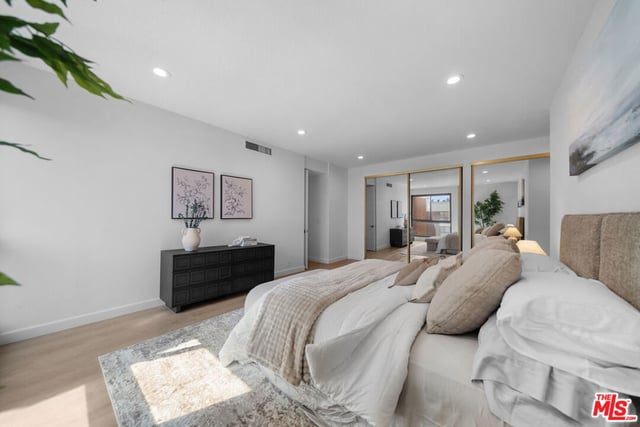 4477 Wilshire Boulevard 308, Los Angeles, CA 90010 — photo 30 of 37