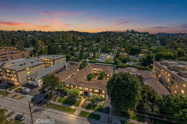 15034 Dickens Street 4, Sherman Oaks, CA 91403 — photo 30 of 35