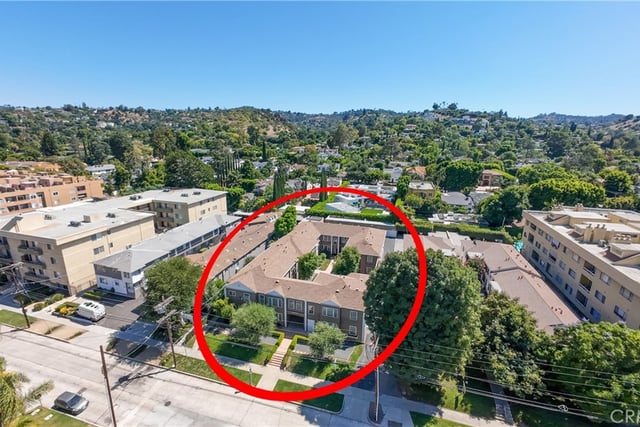 15034 Dickens Street 4, Sherman Oaks, CA 91403 — photo 33 of 35