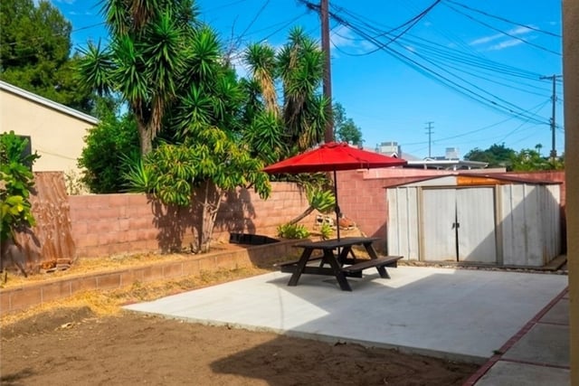 9456 Sandusky Avenue, Arleta, CA 91331 — photo 4 of 12
