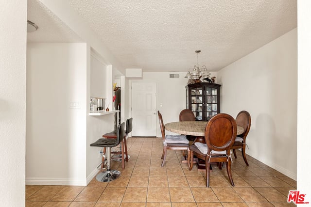 14422 Terra Bella Street A, Los Angeles, CA 91402 — photo 6 of 20