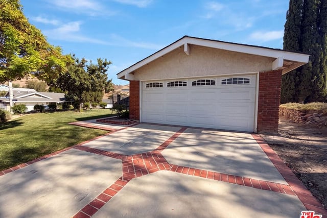 14602 Rosecourt Drive, Santa Clarita, CA 91387 — photo 21 of 24