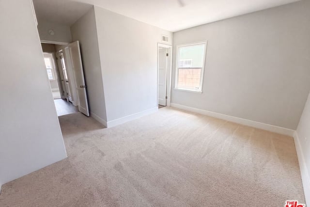 8015 Aldea Avenue, Los Angeles, CA 91406 — photo 16 of 28