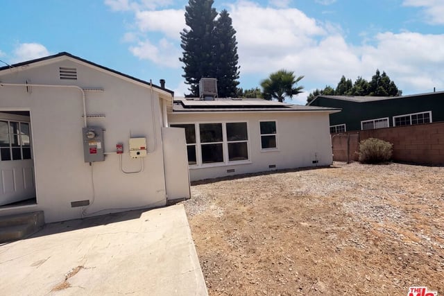 8015 Aldea Avenue, Los Angeles, CA 91406 — photo 24 of 28