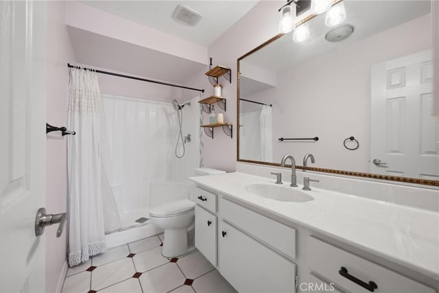 525 S Ardmore Avenue 320, Los Angeles, CA 90020 — photo 15 of 29
