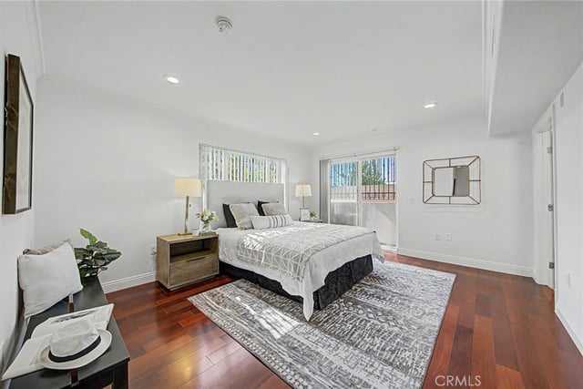 970 S St. Andrews Place 103, Los Angeles, CA 90019 — photo 17 of 37