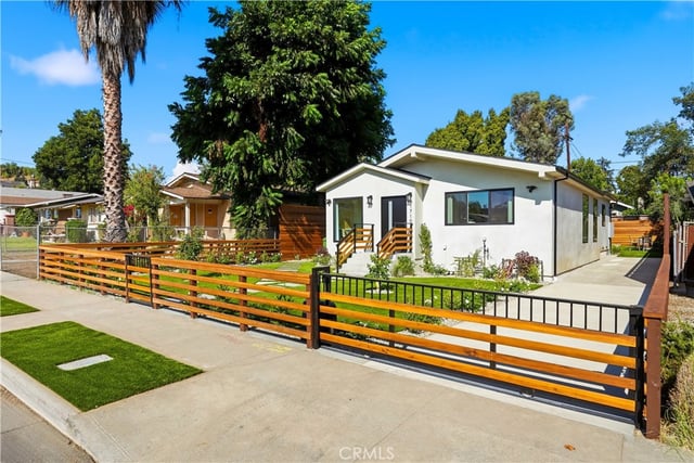 1710 Phillips Way, Los Angeles, CA 90042 — photo 3 of 52
