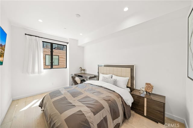 5151 W Redondo Court, Los Angeles, CA 90019 — photo 18 of 40