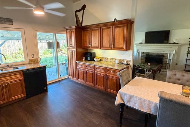 44148 Gingham Avenue, Lancaster, CA 93535 — photo 13 of 27