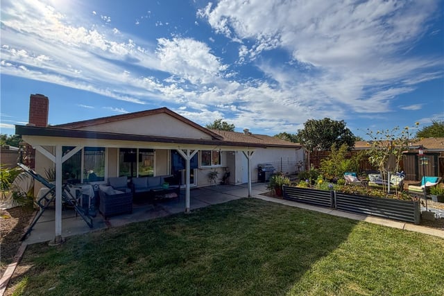 44148 Gingham Avenue, Lancaster, CA 93535 — photo 3 of 27