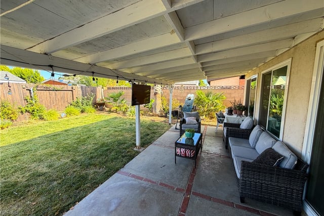 44148 Gingham Avenue, Lancaster, CA 93535 — photo 6 of 27