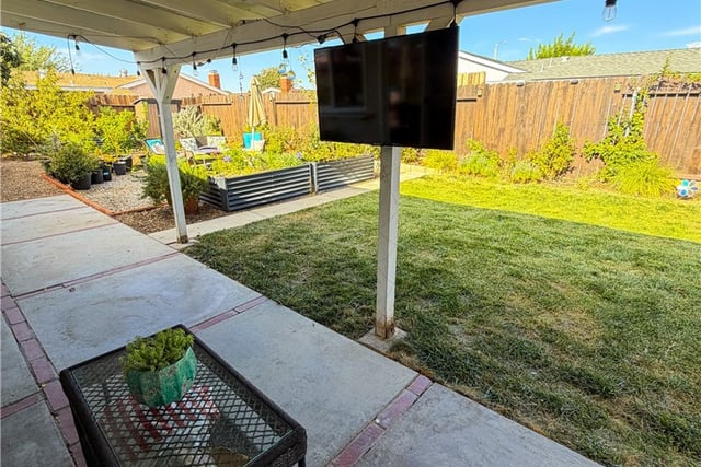 44148 Gingham Avenue, Lancaster, CA 93535 — photo 7 of 27