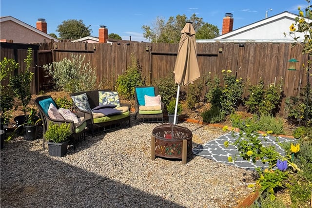 44148 Gingham Avenue, Lancaster, CA 93535 — photo 8 of 27
