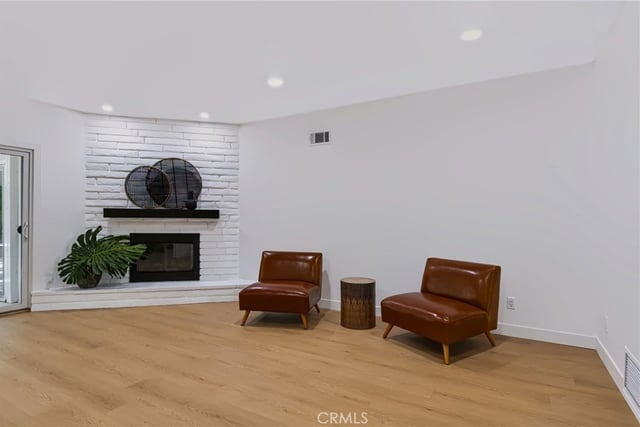 5747 Agnes Avenue, Valley Village, CA 91607 — photo 6 of 30