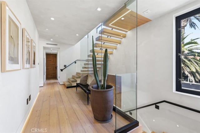 750 California Avenue, Venice, CA 90291 — photo 42 of 62