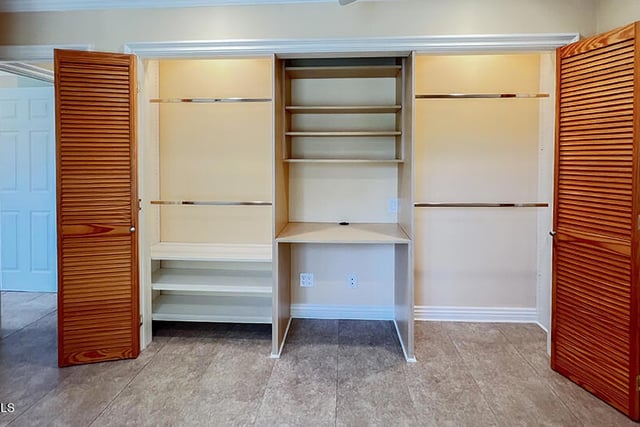 6501 Vanalden Avenue 6, Reseda, CA 91335 — photo 22 of 44
