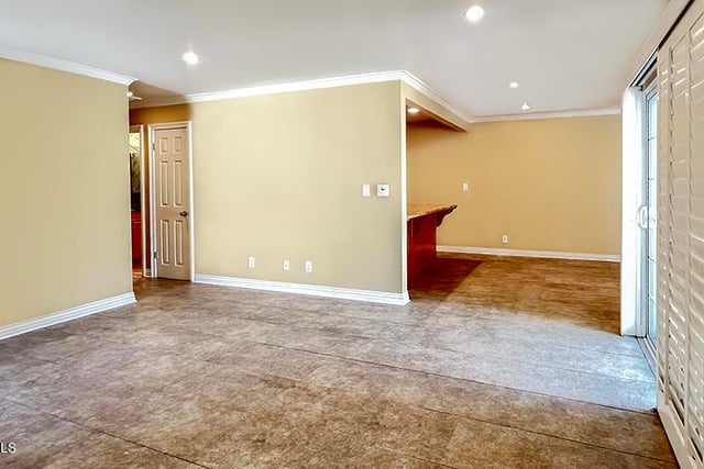 6501 Vanalden Avenue 6, Reseda, CA 91335 — photo 7 of 44