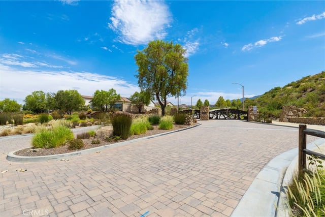 18747 JUNIPER SPRINGS Drive, Canyon Country, CA 91387 — photo 8 of 74