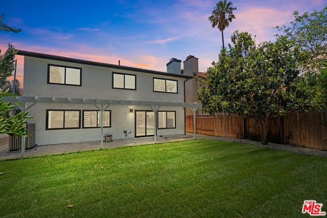 19701 Blythe Street, Los Angeles, CA 91306 — photo 46 of 53