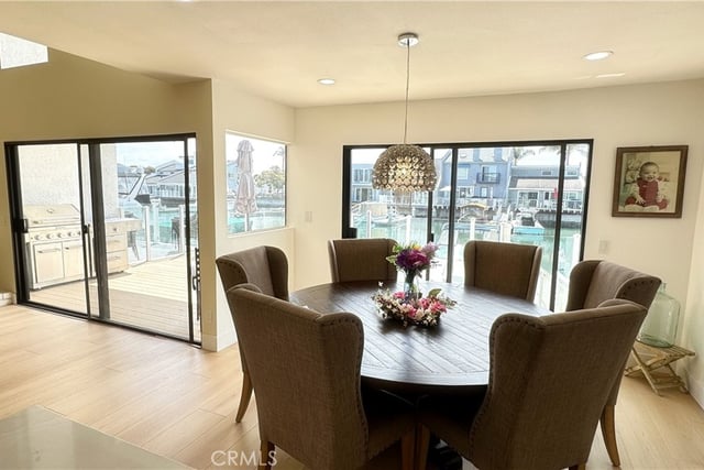 4630 Eastbourne Bay, Oxnard, CA 93035 — photo 15 of 42