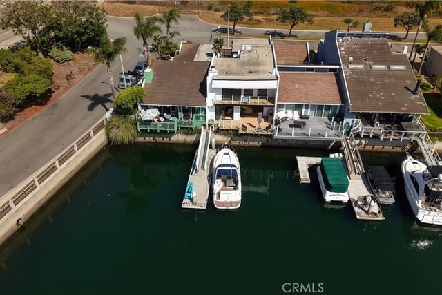 4630 Eastbourne Bay, Oxnard, CA 93035 — photo 2 of 42