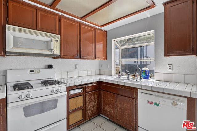 1718 Polo Court, Lancaster, CA 93535 — photo 24 of 31