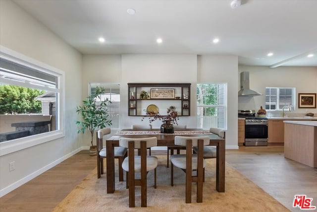 1651 S Wilton Place, Los Angeles, CA 90019 — photo 6 of 42