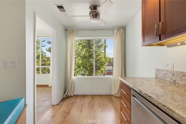 4623 E 4th 6, Long Beach, CA 90814 — photo 13 of 54