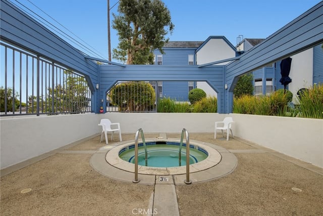 4623 E 4th 6, Long Beach, CA 90814 — photo 40 of 54