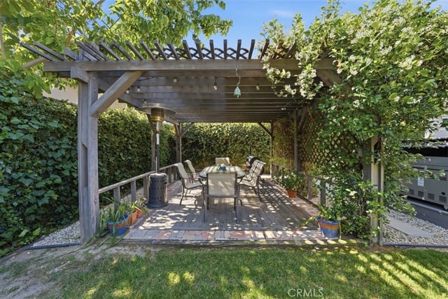 6530 Gaviota Avenue, Lake Balboa, CA 91406 — photo 15 of 40