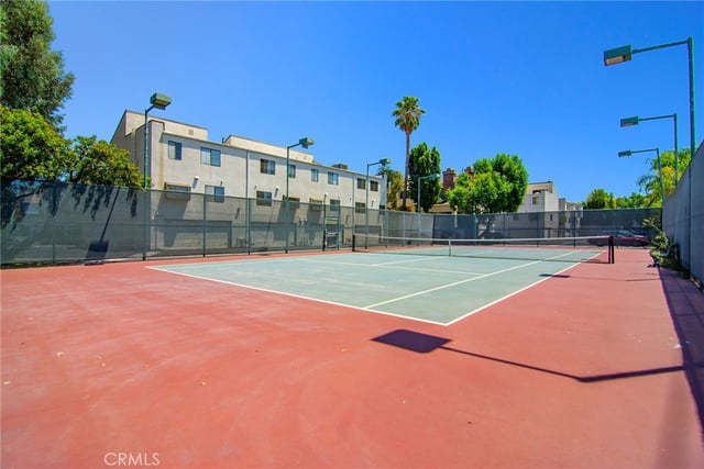 18739 Hatteras Street 55, Tarzana, CA 91356 — photo 35 of 41