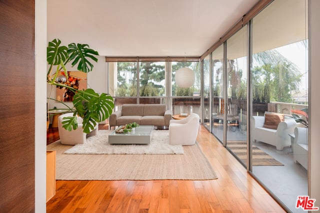 4455 Los Feliz Boulevard 207, Los Angeles, CA 90027 — photo 2 of 27