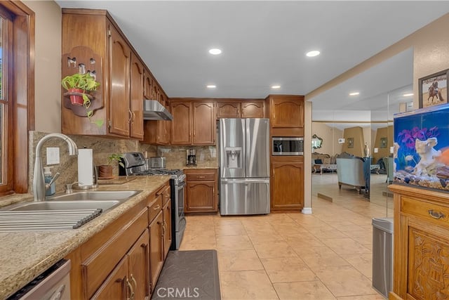 3380 N Lamer Street, Burbank, CA 91504 — photo 30 of 62