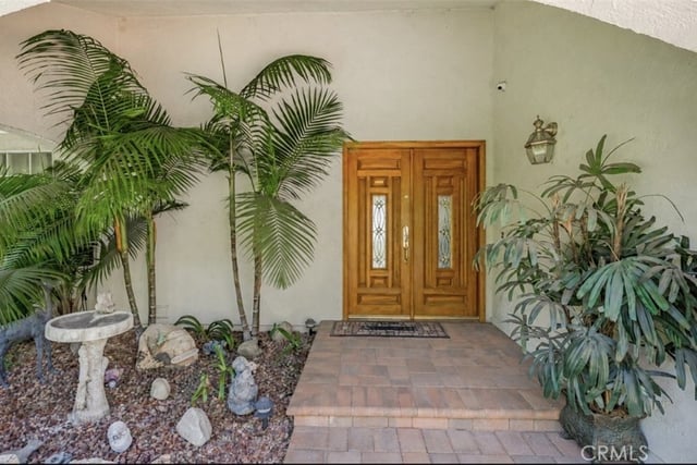 3380 N Lamer Street, Burbank, CA 91504 — photo 8 of 62