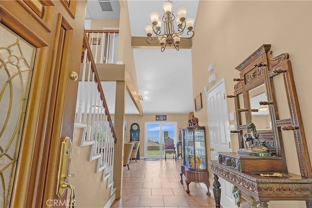 3380 N Lamer Street, Burbank, CA 91504 — photo 9 of 62