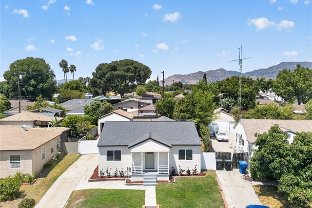 14431 Beaver Street, Sylmar, CA 91342 — photo 4 of 59