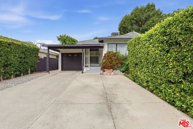 7007 Claire Avenue, Los Angeles, CA 91335 — photo 44 of 50