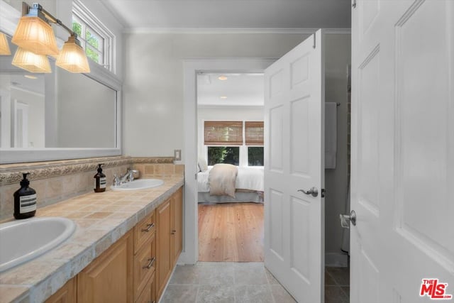 7719 Norton Avenue, West Hollywood, CA 90046 — photo 17 of 37
