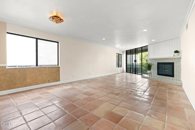12930 Valleyheart 1, Los Angeles, CA 91604 — photo 8 of 44
