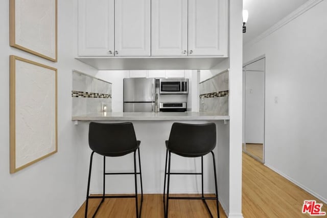525 S Ardmore Avenue 257, Los Angeles, CA 90020 — photo 20 of 29