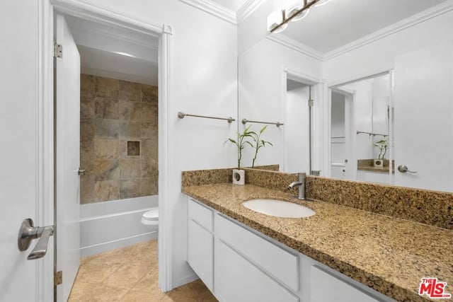 525 S Ardmore Avenue 257, Los Angeles, CA 90020 — photo 21 of 29