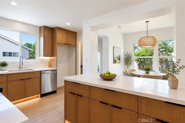 20701 Schoolcraft, Winnetka, CA 91306 — photo 16 of 52