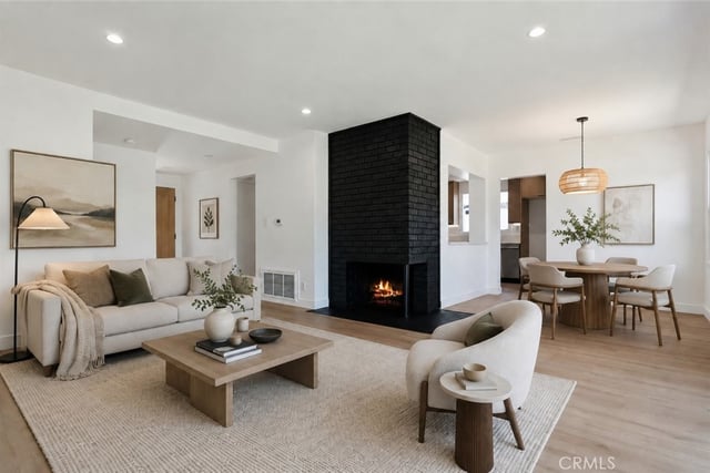 20701 Schoolcraft, Winnetka, CA 91306 — photo 6 of 52