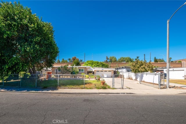1719 Calatina Dr, Pomona, CA 91766 — photo 3 of 37